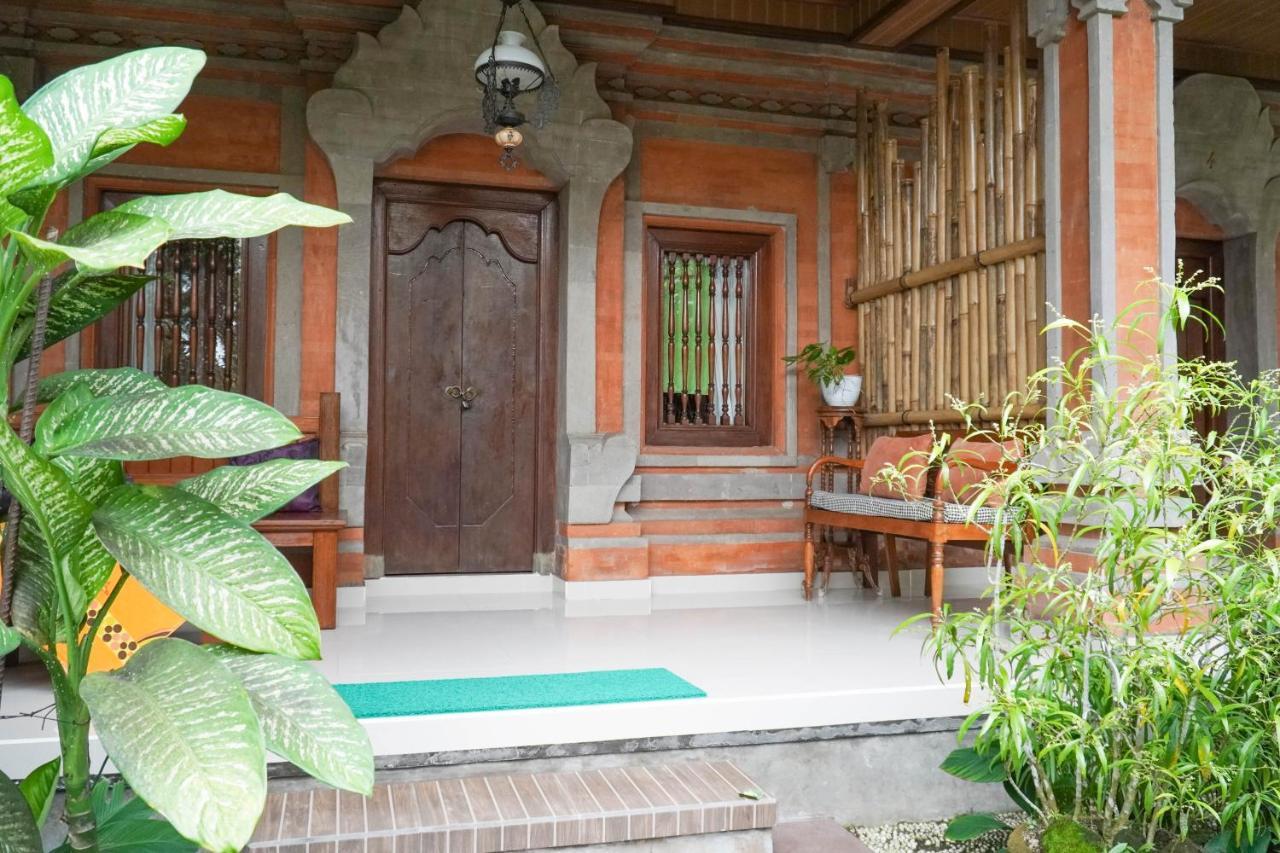 Nirwa Ubud Homestay Екстер'єр фото
